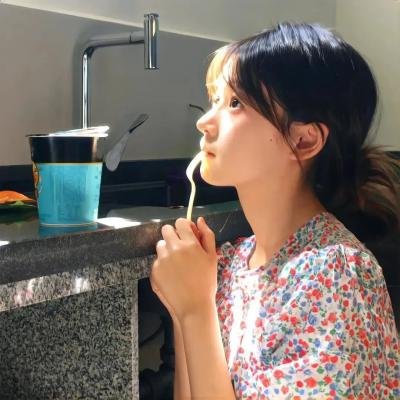 小小的叛国者